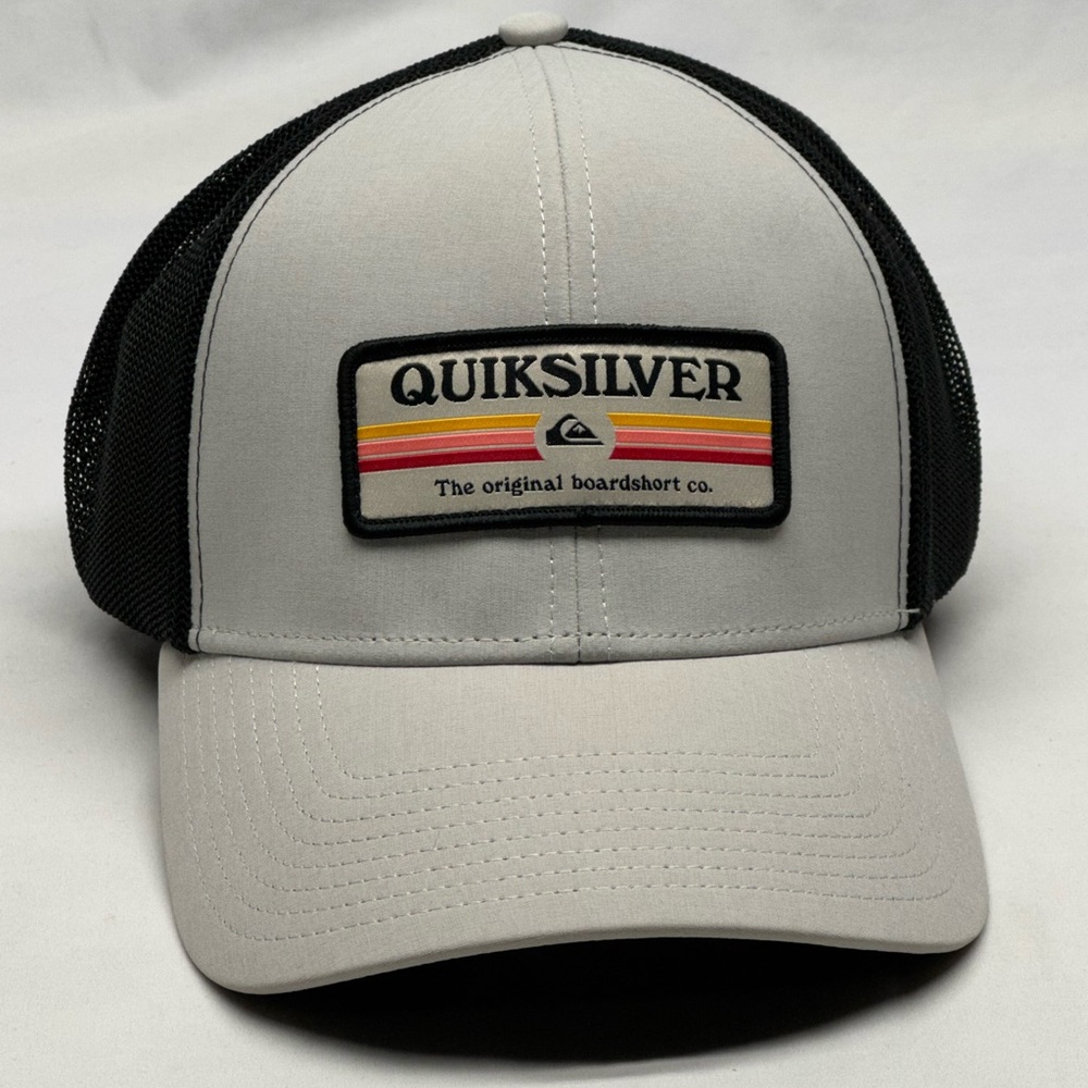 Quicksilver fitted hat